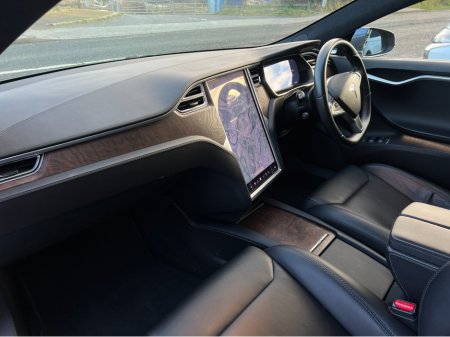 2019 Tesla Model S - thumbnail 8