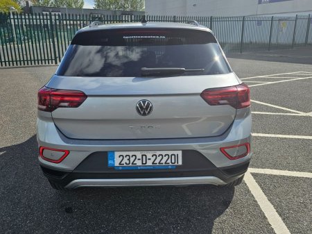 2023 Volkswagen T-Roc - photo 4