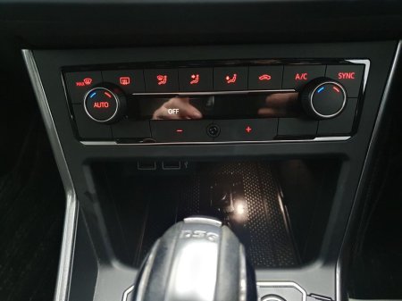 2019 Volkswagen Polo - thumbnail 16