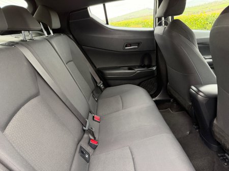 2018 Toyota C-HR - thumbnail 9