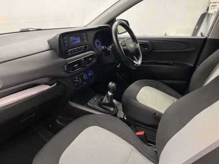 2022 Hyundai i10 - thumbnail 2