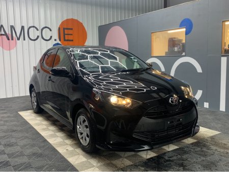 2023 Toyota Yaris 1.0 PETROL AUTOMATIC / 9k KMs / Reverse Camera