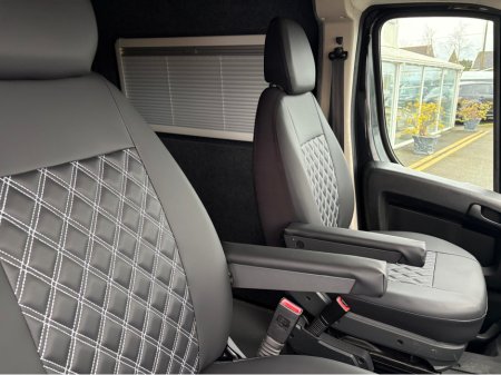 2022 Citroen Relay JUMPER 35 L4H2 ENTERPRISE BLUEH BLUEHDI 140 €75,000 thumbnail