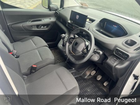 2024 Peugeot Partner PRO PLUS 1.5 HDI 100 65  + VAT €19,918