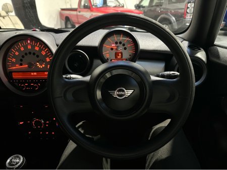 2013 MINI Clubman COOPER D CLUBMAN VAN 2.0 thumbnail