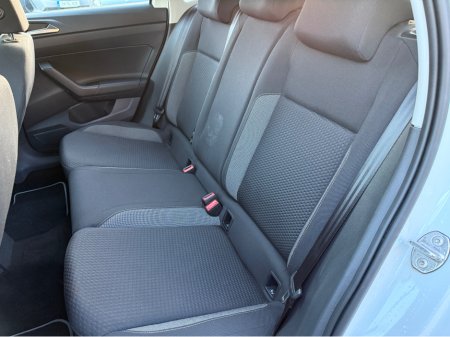 2023 Volkswagen Polo 1.0 LIFE €18,450 thumbnail