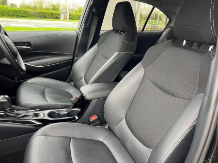 2023 Toyota Corolla - thumbnail 9