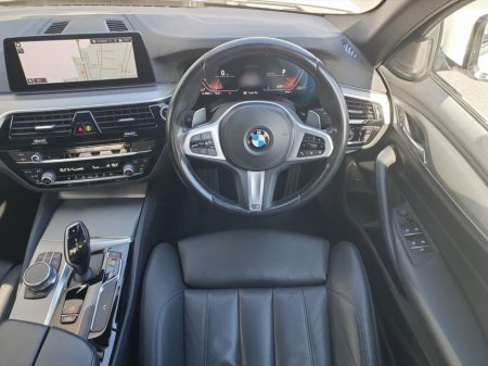 2020 BMW 5 Series - thumbnail 5