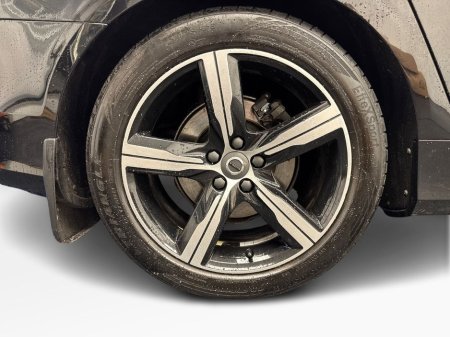 2018 Volvo S90 - thumbnail 5