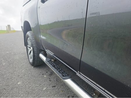 2019 Toyota Hilux 2.4D4D INVINC 148BHP D/C €29,950 thumbnail