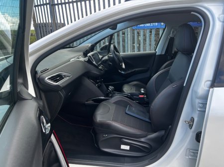 2018 Peugeot 2008 - thumbnail 9