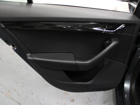 2018 Skoda Octavia STYLE 1.6 TDI 90HP 4DR €9,950 thumbnail