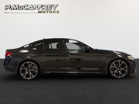 2020 BMW 5 Series - thumbnail 4