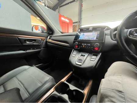 2018 Honda CR-V €24950 2018 HONDA CR-V EX HYBRID MASTERPIECE 2.0 / CRUISE CONTROL / REVERSE CAMERA / ELECTRIC MEMORY & HEATED SEATS / PADDLE SHIFTERS / PANORAMIC SUNROOF €24,950 thumbnail