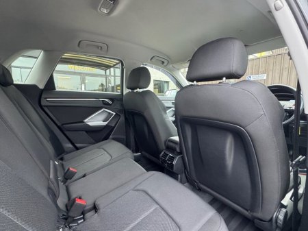 2020 Audi Q3 2.0 TDI 35 Sport SUV 5dr Diesel S Tronic Euro 6 (s/s) (150 ps) 20'' ALLOYS INCLUDED + VIRTUAL COCKPIT + APP CARPLAY €32,900 thumbnail