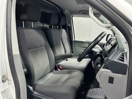 2021 Volkswagen Transporter - thumbnail 9