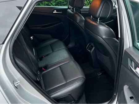 2017 Hyundai Tucson 1.7 EXECUTIVE 5DR €11,995 thumbnail