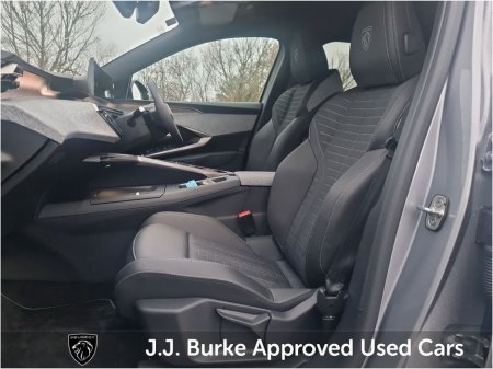 2026 Peugeot 3008  thumbnail