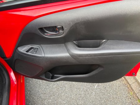 2017 Toyota Aygo - thumbnail 10