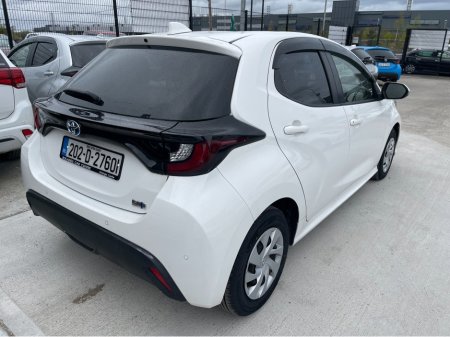 2020 Toyota Yaris - thumbnail 6