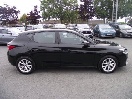 2021 SEAT Leon - view 3