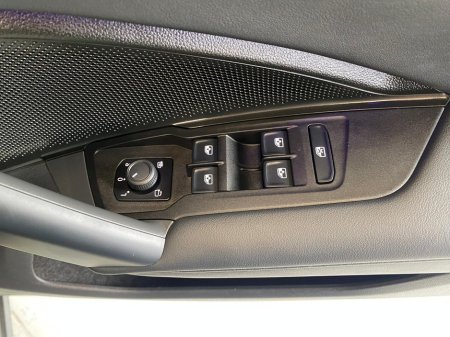 2024 Volkswagen Tiguan - thumbnail 23