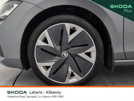 2025 Skoda Superb SE+ 2.0TDI 150HP DSG €49,950 thumbnail