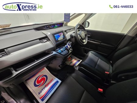 2017 Honda Freed + 1.5 Hybrid Automatic, Reversing camera €15,495