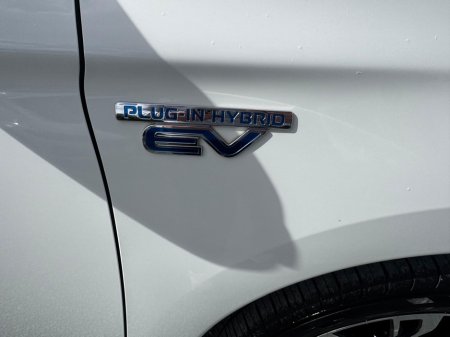 2018 Mitsubishi Outlander - thumbnail 11