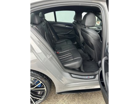 2021 BMW 5 Series - thumbnail 22