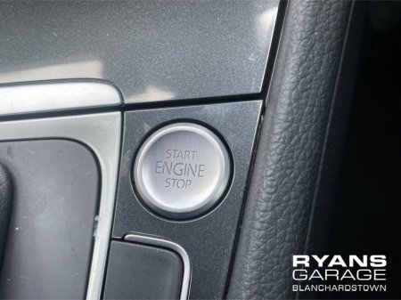 2020 Volkswagen Golf 1.2 TSI AUTO 5DR COMFORTLINE €21,950 thumbnail