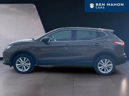 2015 Nissan Qashqai - thumbnail 2