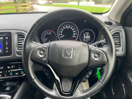 2019 Honda HR-V 1.5 i-VTEC ES €15,950 thumbnail
