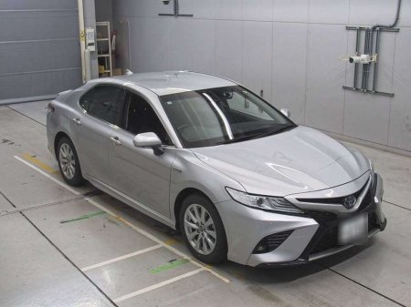 2019 Toyota Camry COMING SOON / HYBRID / AUTO