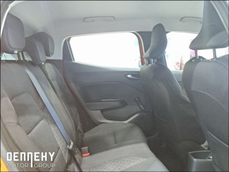 2020 Renault Clio - thumbnail 28