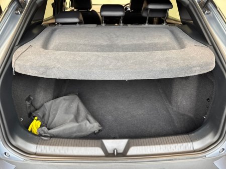 2023 Volkswagen ID.4 - thumbnail 9