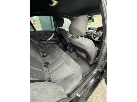 2015 BMW 3 Series - thumbnail 19