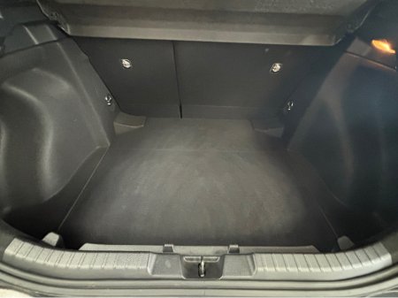 2018 Toyota Corolla - thumbnail 12