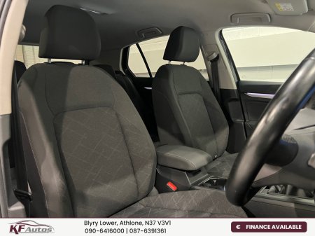 2022 Volkswagen Golf 2022 Volkswagen Golf Life 2.0TDI 6 Speed Manual 115bhp 5dr - 222 Reg €24,995 thumbnail
