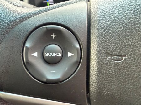 2017 Honda Fit - thumbnail 18