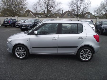 2014 Skoda Fabia - thumbnail 4