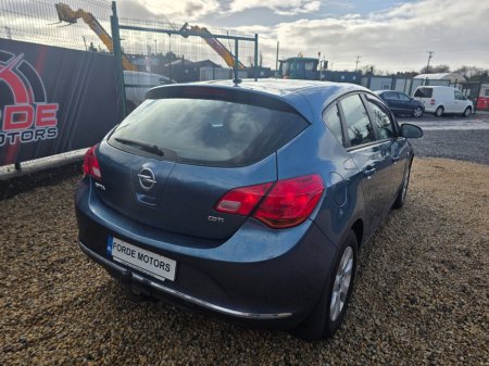 2014 Opel Astra 1.7CDTI 16v 110PS ecoFLEX S/S SC €7,950 thumbnail