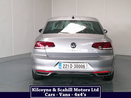 2022 Volkswagen Passat - thumbnail 6