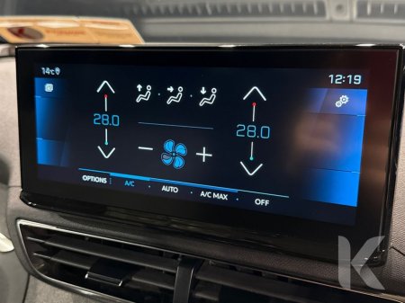 2023 Peugeot 5008 7-SEATER - AUTOMATIC 1.5L HDI - REVERSE CAMERA - PADDLE SHIFT €30,950 thumbnail