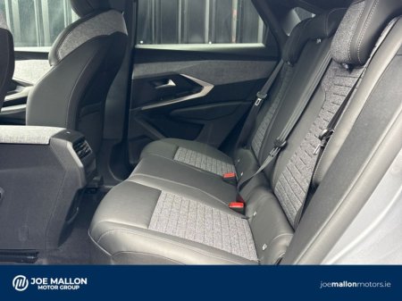 2025 Peugeot 3008 - thumbnail 10