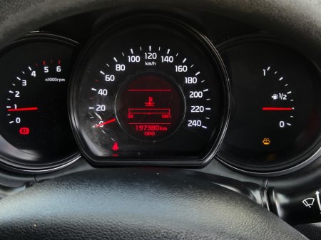 2014 Kia Ceed - thumbnail 21