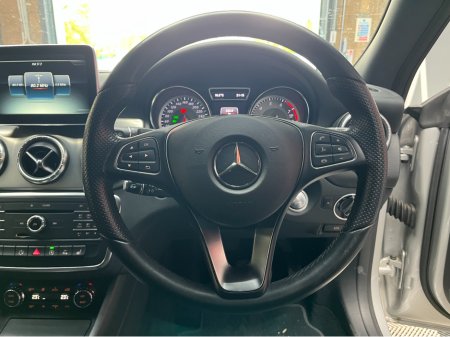 2016 Mercedes-Benz CLA Class - thumbnail 8
