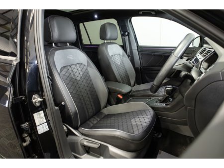 2024 Volkswagen Tiguan - thumbnail 10