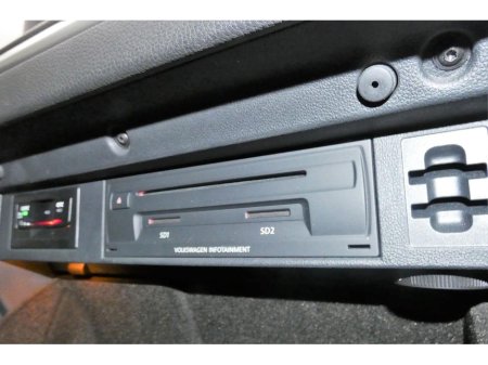 2016 Volkswagen Golf - thumbnail 24