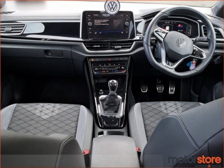 2023 Volkswagen T-Roc 1.0 TSI 110HP R-Line €28,900